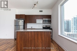 55 E Liberty St in Toronto, ON - Building Photo - Building Photo