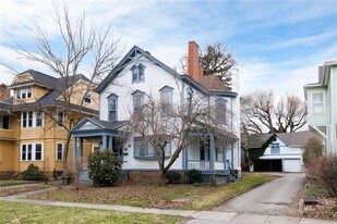 18 Vick Park B in Rochester, NY - Building Photo