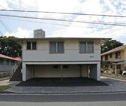 2918 Varsity Cir in Honolulu, HI - Building Photo - Building Photo