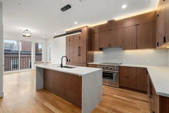 58 Kent St in Brookline, MA - Building Photo - Building Photo