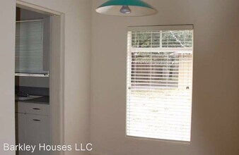 1303 Kirkwood Rd in Austin, TX - Building Photo - Building Photo