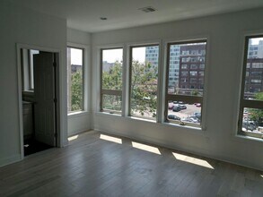 1213 Noble St in Philadelphia, PA - Building Photo - Building Photo