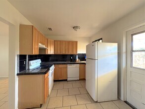 2715 E Glenrosa Ave in Phoenix, AZ - Foto de edificio - Building Photo