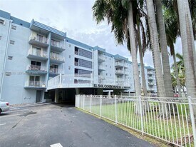 1655 W 44th Pl in Hialeah, FL - Building Photo
