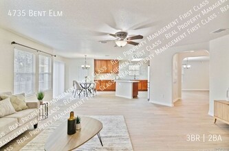 4735 Bent Elm in San Antonio, TX - Building Photo - Building Photo
