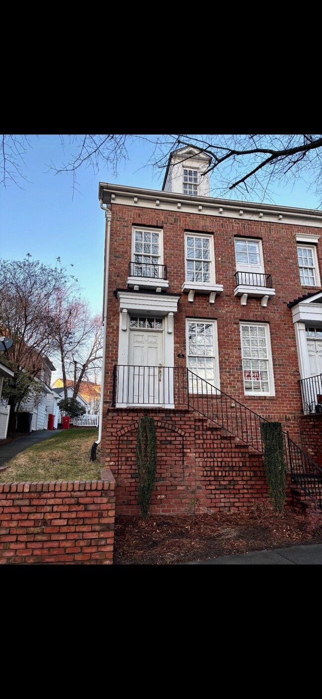 property at 458 Davidson Gateway Dr