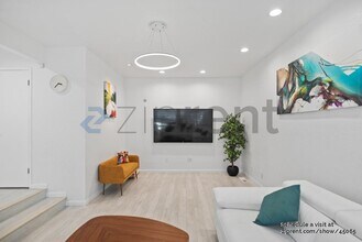 2262 Sharon Rd in Menlo Park, CA - Building Photo - Building Photo