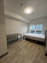 258B-258B Sunview St in Waterloo, ON - Building Photo - Building Photo