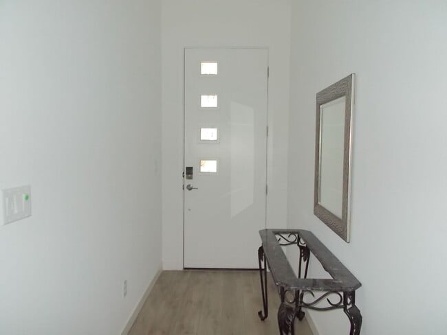 3360 Santa Verdiana St in Henderson, NV - Building Photo - Building Photo