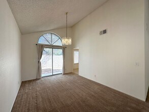 3204 Sabrina Ct in Las Vegas, NV - Building Photo - Building Photo