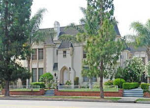 Olympic Castle in Los Angeles, CA - Foto de edificio - Building Photo