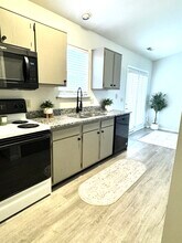 107 N 200 E in Columbia City, IN - Building Photo - Building Photo