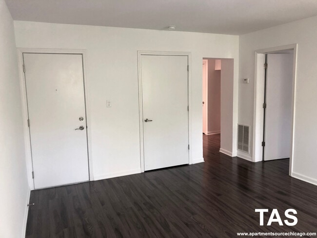 property at 925 W Carmen Ave