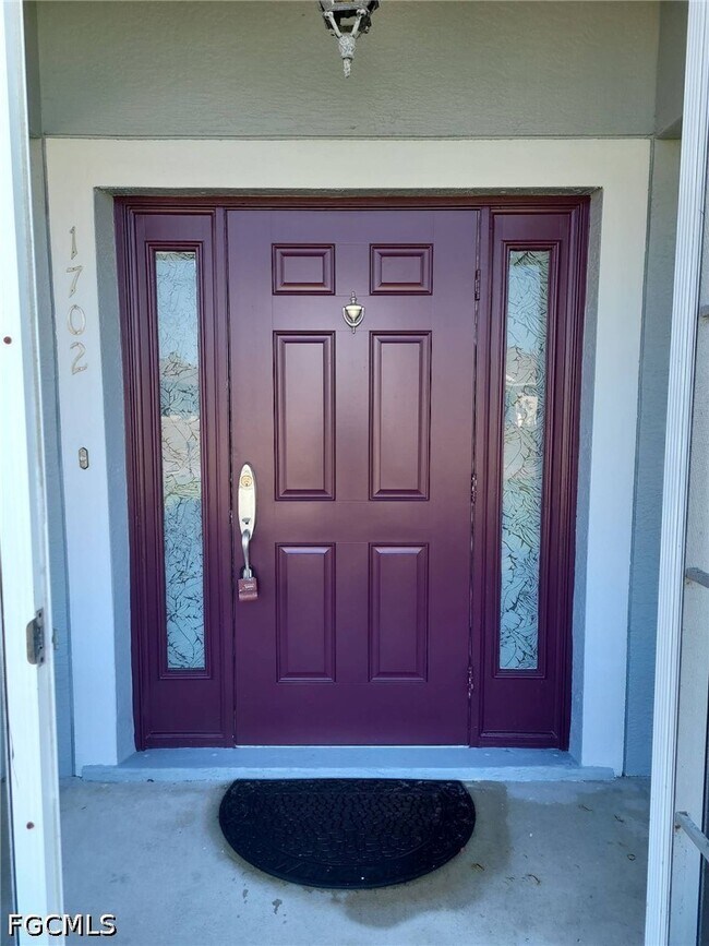 1702 NE 33rd St in Cape Coral, FL - Building Photo - Building Photo