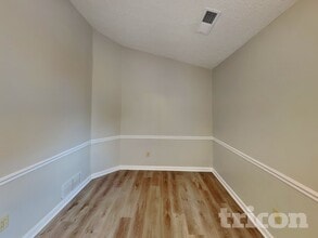 623 Lockhart Ct NE in Marietta, GA - Building Photo - Building Photo