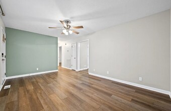 1846 Cunningham Ridge in Clarksville, TN - Foto de edificio - Building Photo