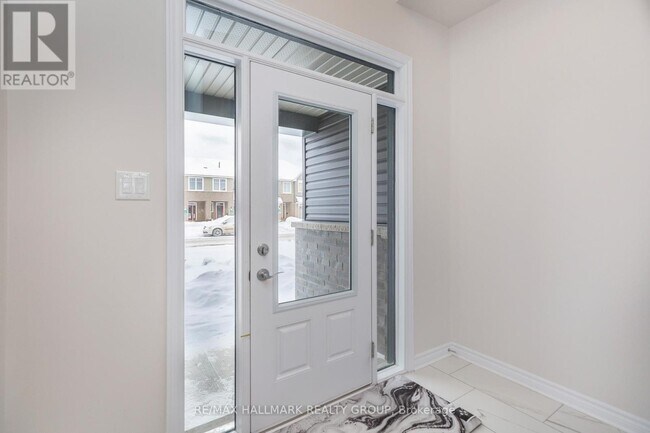 788 Miikana Rd in Ottawa, ON - Building Photo - Building Photo