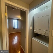 764 S 4th St in Philadelphia, PA - Building Photo - Building Photo