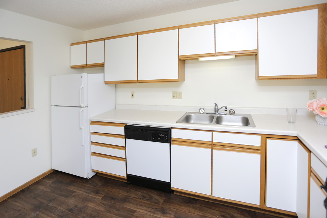 Park Place Apartment Community in Fargo, ND - Foto de edificio