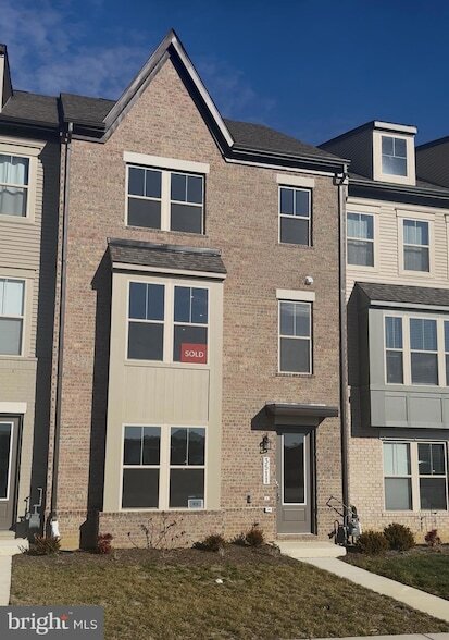 3511 St Robin Ln in Bowie, MD - Foto de edificio - Building Photo