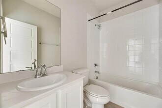 5913 Hopkins Dr in Providence Village, TX - Building Photo - Building Photo