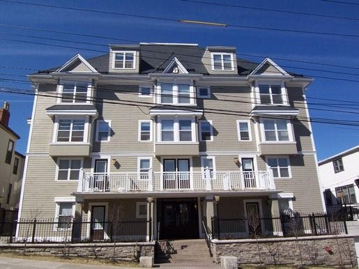 Hillside Suites in Halifax, NS - Building Photo