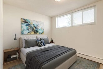 Dorchester Apartments in Calgary, AB - Building Photo - Building Photo