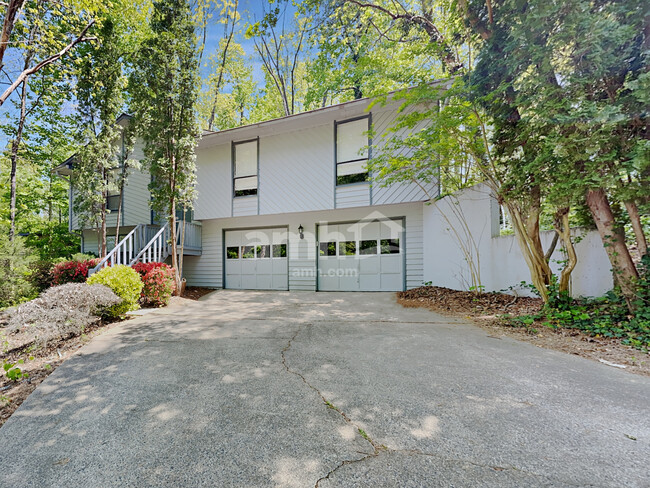 property at 4758 Jamerson Forest Cir
