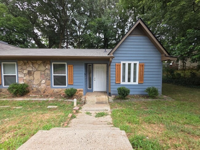 property at 450 Booth Cir SW