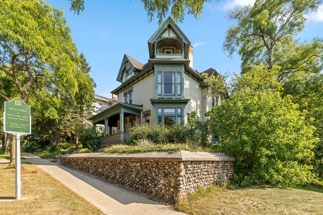 property at 214 Fountain St NE