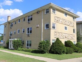 6555 N Natoma Ave in Chicago, IL - Building Photo