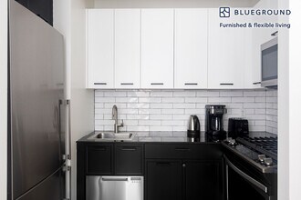 63 Wall St, Unit SI FL17-ID1969 in New York, NY - Building Photo - Building Photo