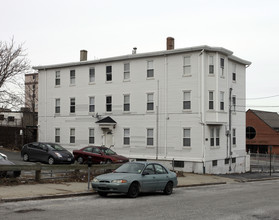 51 Brayton Ave in Providence, RI - Building Photo - Building Photo