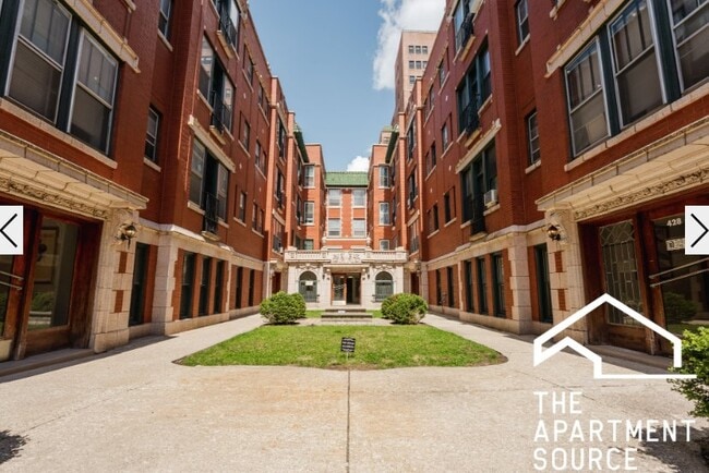 property at 432 W Surf St