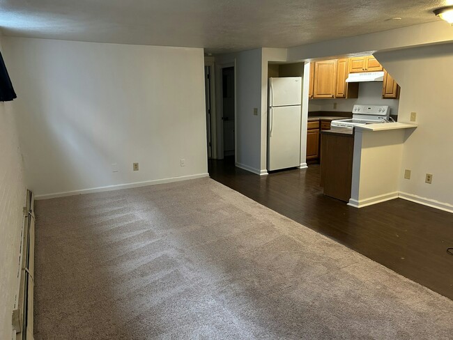 property at 1208 Kanawha Terrace