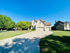 8514 W 144th St in Overland Park, KS - Building Photo - Building Photo