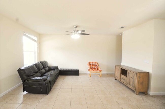 4746 Acadian Trl in Coconut Creek, FL - Building Photo - Building Photo