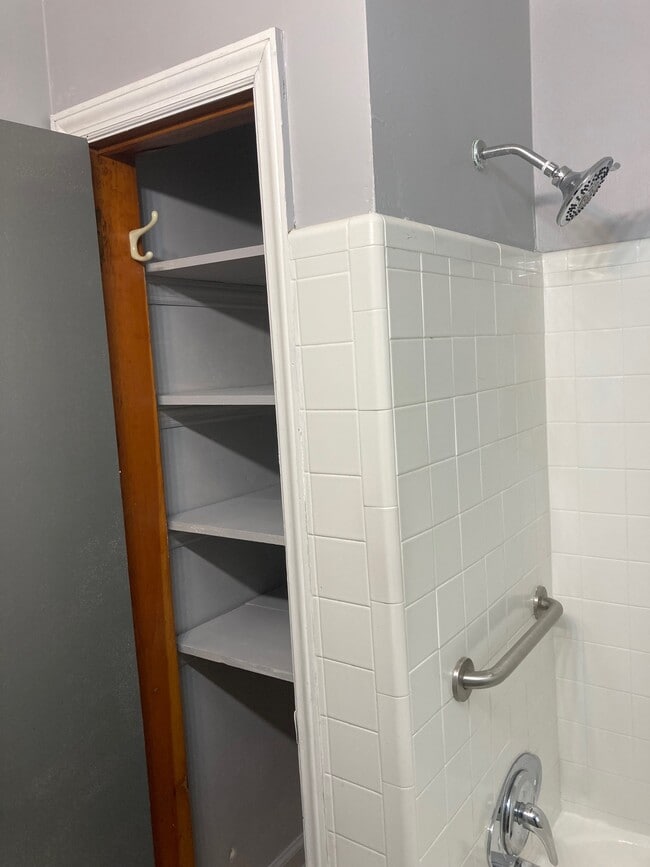 property at 1089 Longshore Dr