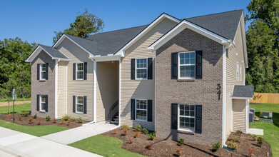 Adam Street Apartments in Fayetteville, NC - Building Photo - Building Photo