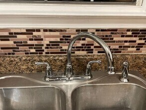 8140 Sterling Lakes Ct in Covington, GA - Foto de edificio - Building Photo