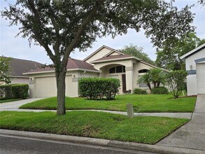 9841 Bayboro Bridge Dr in Tampa, FL - Building Photo - Building Photo