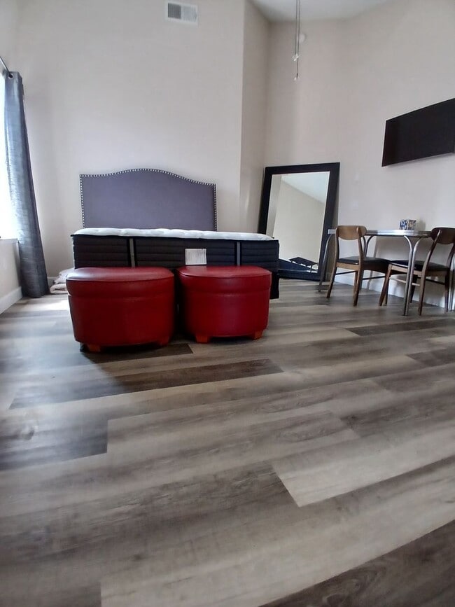 1201 Jasmine St in Calexico, CA - Foto de edificio - Building Photo
