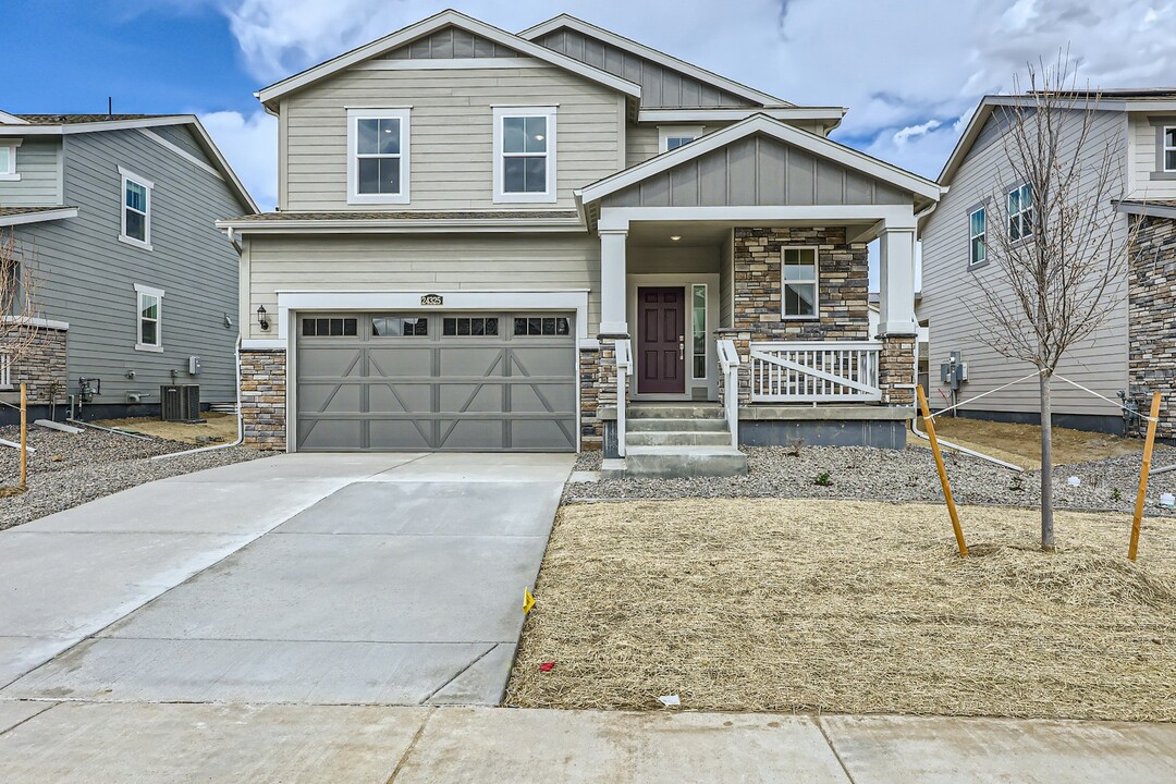 24325 E Ohio Dr in Aurora, CO - Building Photo