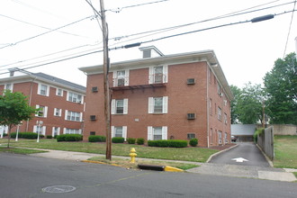 SEMINARY APARTMENTS, LLC in Rahway, NJ - Building Photo - Building Photo