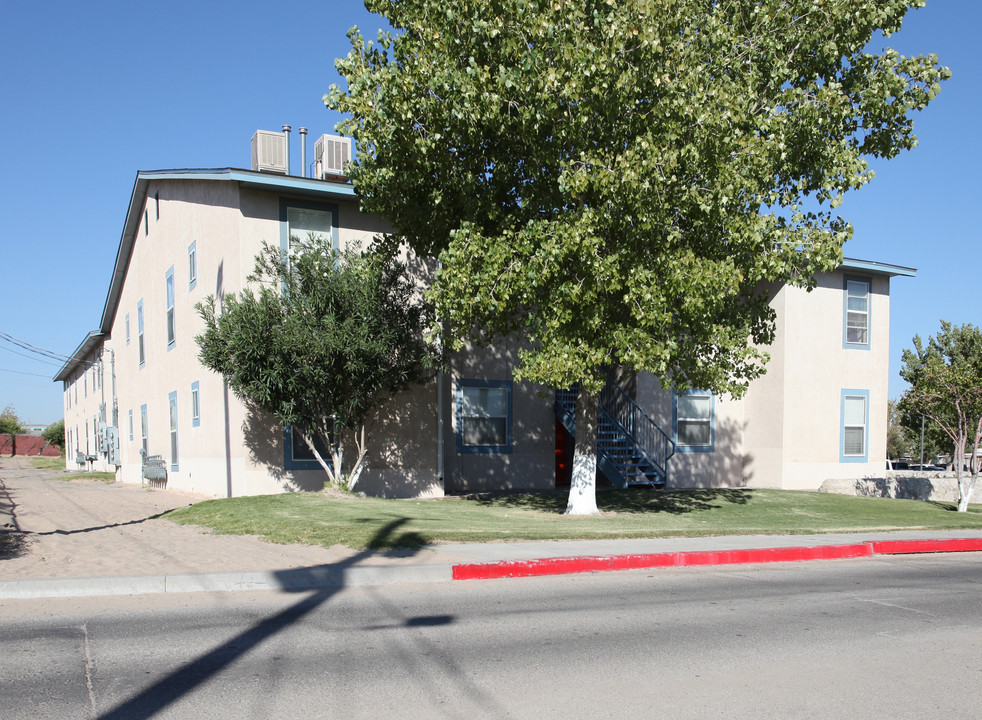 Vista Del Rey Apartments in Sunland Park, NM - Building Photo