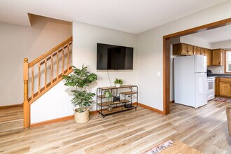 10268 Cleveland Rd, Unit SI ID1496101P in Creston, OH - Building Photo - Building Photo