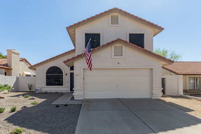 2721 E Dry Creek Rd in Phoenix, AZ - Building Photo - Building Photo