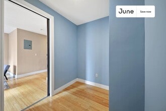 301 St Nicholas Ave in New York, NY - Foto de edificio - Building Photo