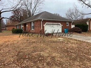 3464 S Kickapoo Ave in Springfield, MO - Building Photo - Building Photo