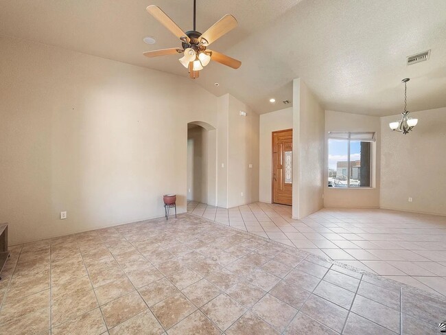 property at 2525 S View Pkwy